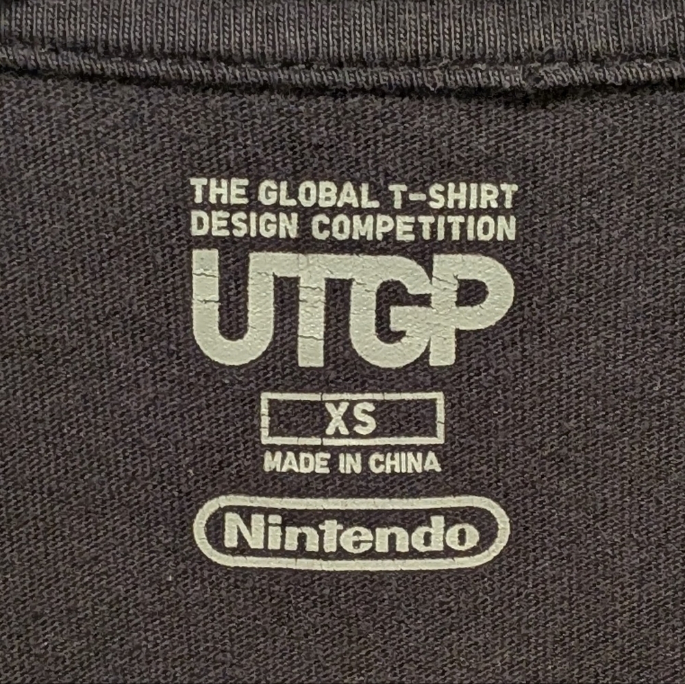 3/$30 Uniqlo x Legend of Zelda XS Nintendo Embroidered Design Competition Tee - Picture 5 of 7